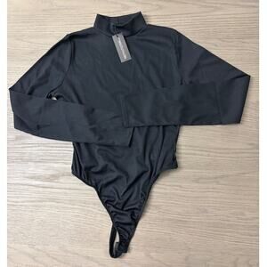PrettyLittleThing Bodysuit Women’s Size 12 | Black | NWT